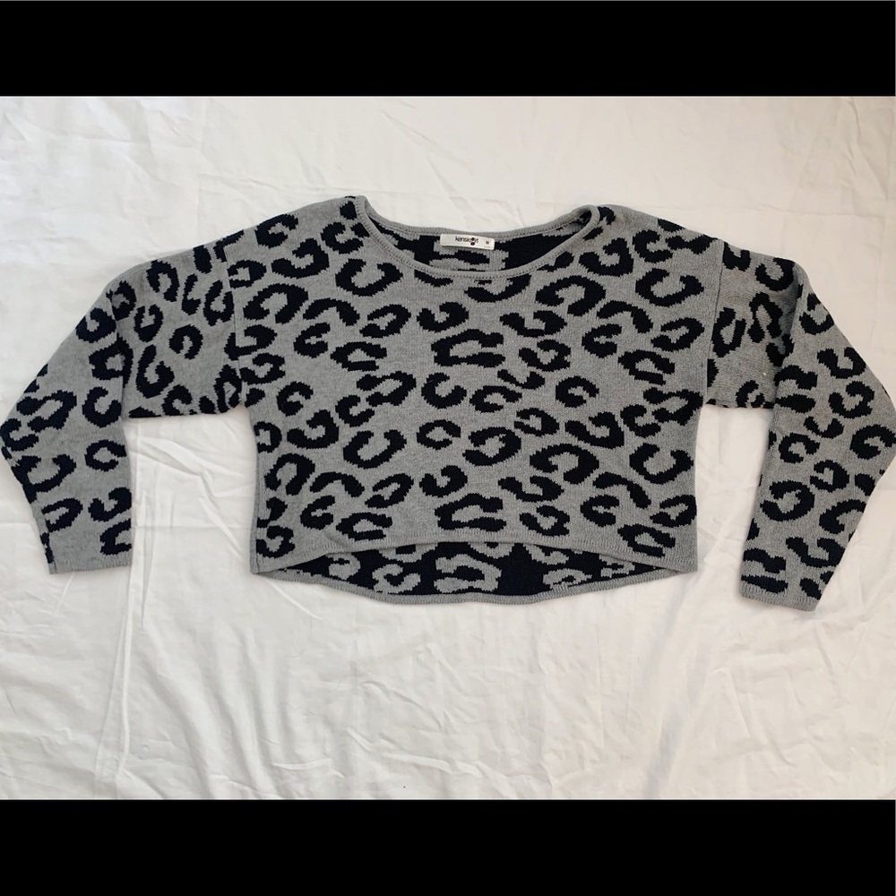 Cropped sweater!!